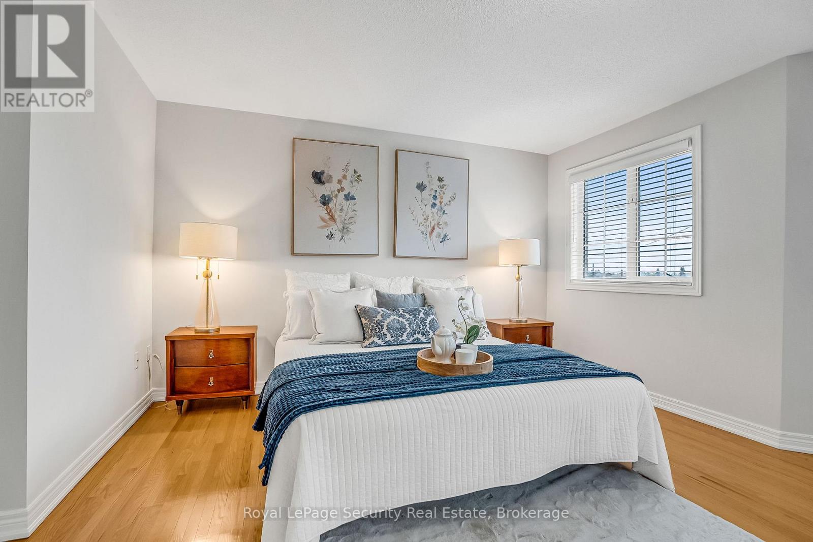 150 Royal Appian Crescent Property Photo 26