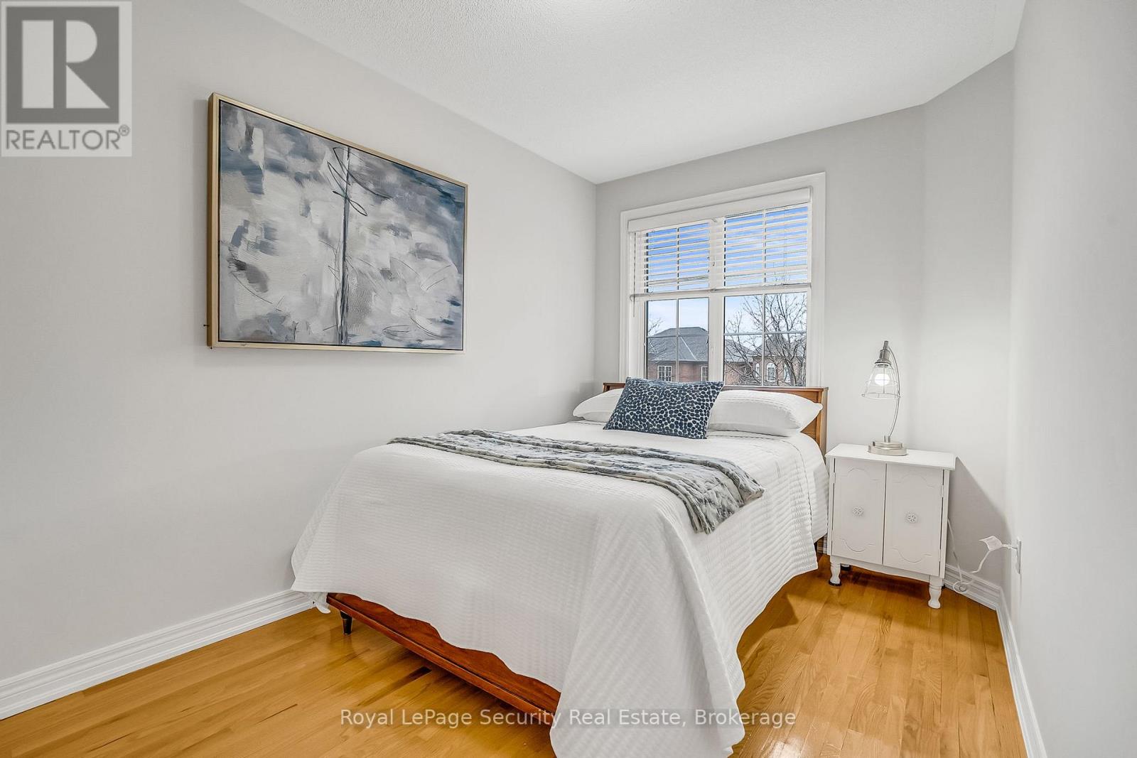 150 Royal Appian Crescent Property Photo 32