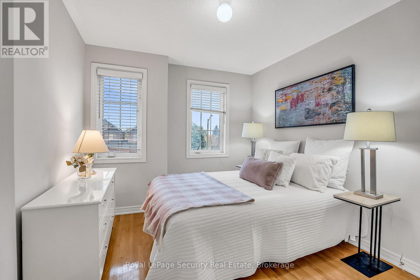 150 Royal Appian Crescent Property Photo 35