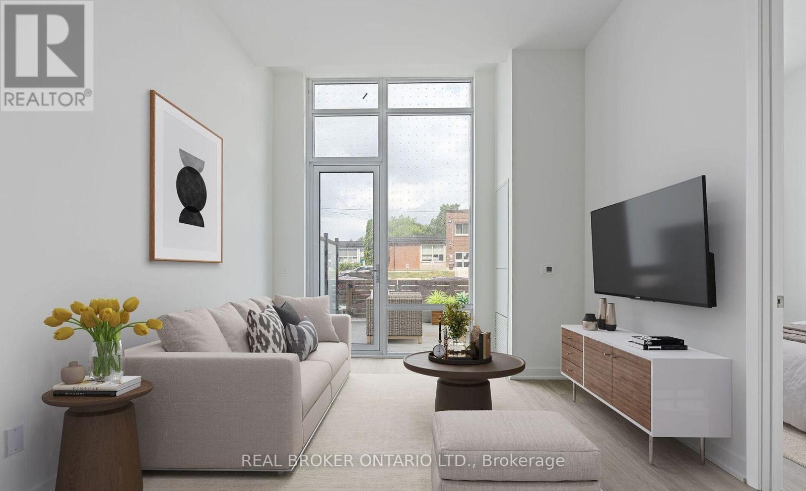 104 - 8188 YONGE STREET Property Photo 1