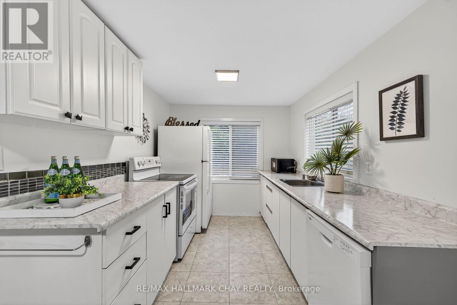 77 Blue Heron Drive Property Photo 4