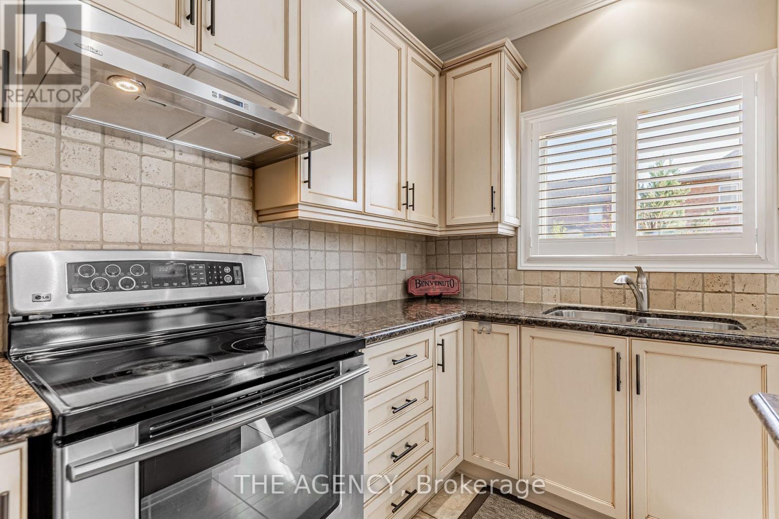 33 Ascalon Drive Property Photo 7