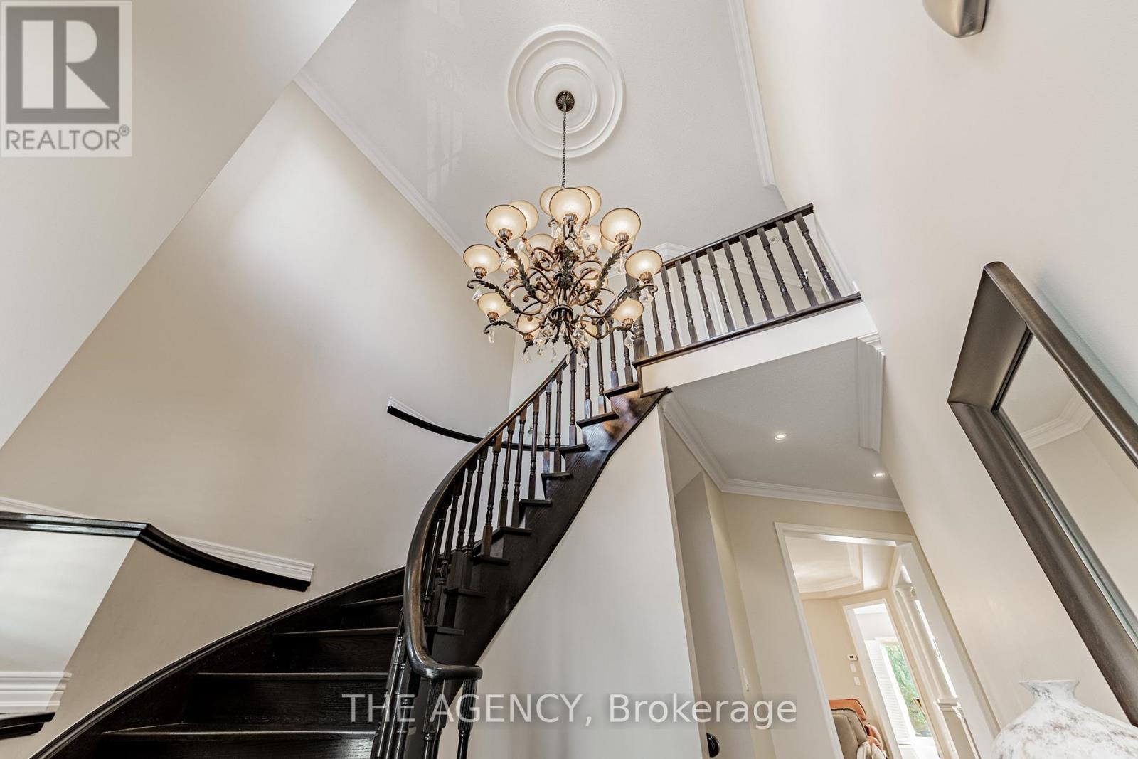 33 Ascalon Drive Property Photo 11