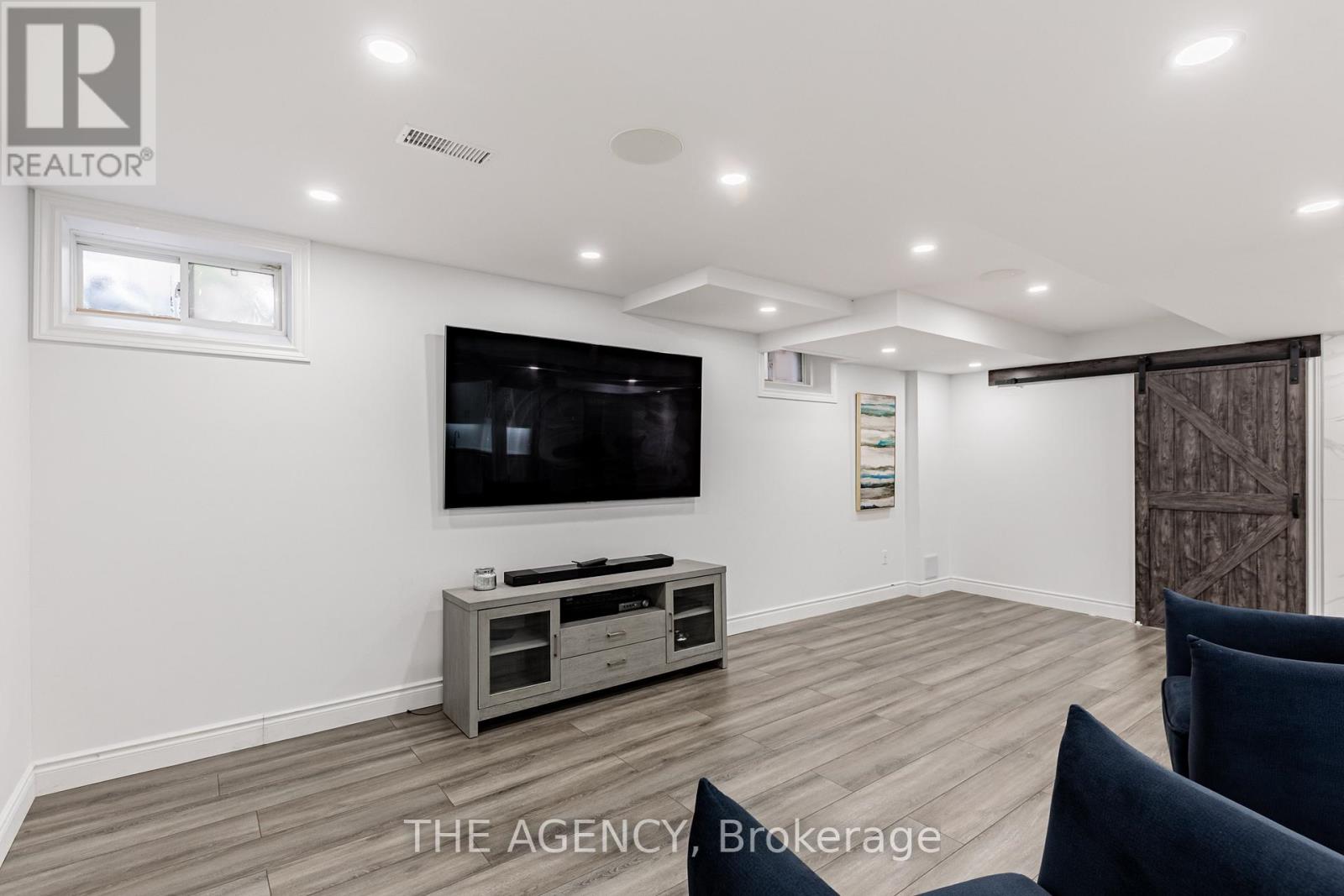 33 Ascalon Drive Property Photo 28