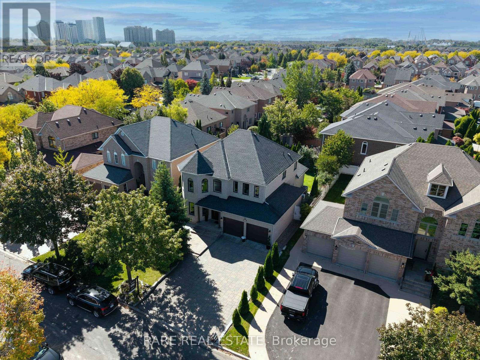 68 Kirkbride Crescent Property Photo 2