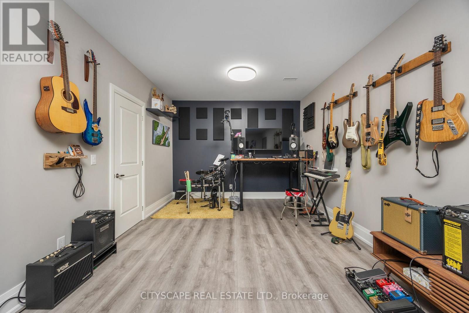 74 Old Bloomington Road Property Photo 39