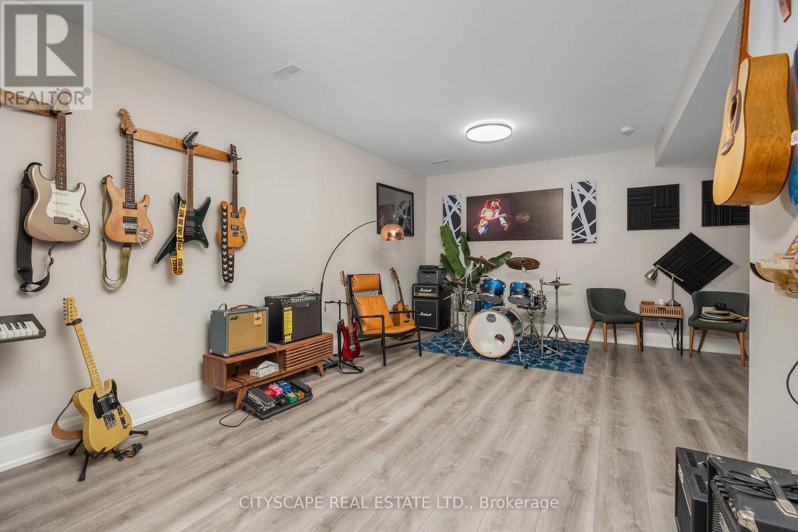 74 Old Bloomington Road Property Photo 40