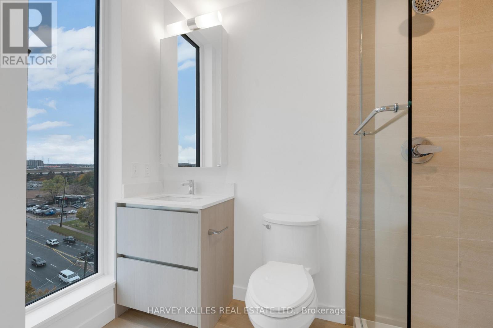 8188 Yonge Street #911 Property Photo 21