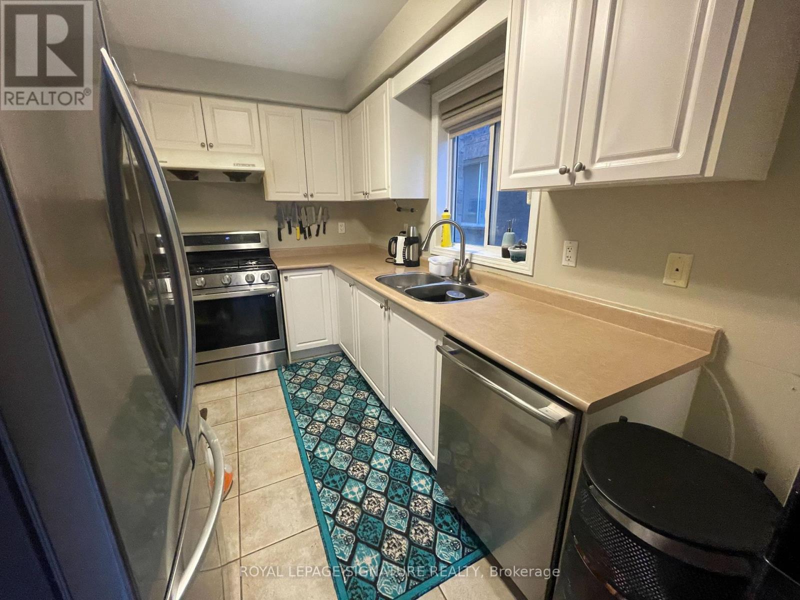 17 Neuchatel Avenue Property Photo 5