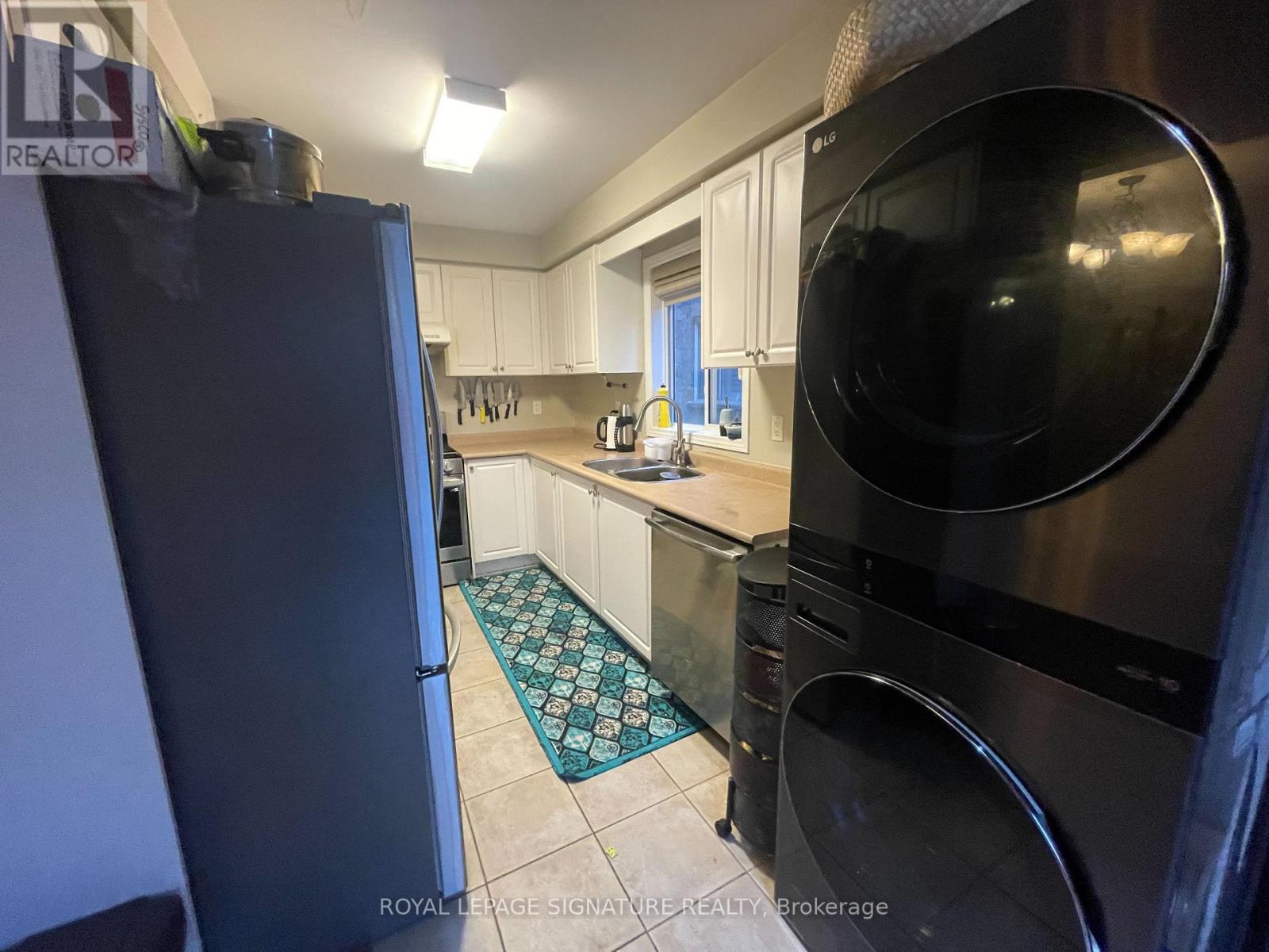 17 Neuchatel Avenue Property Photo 7