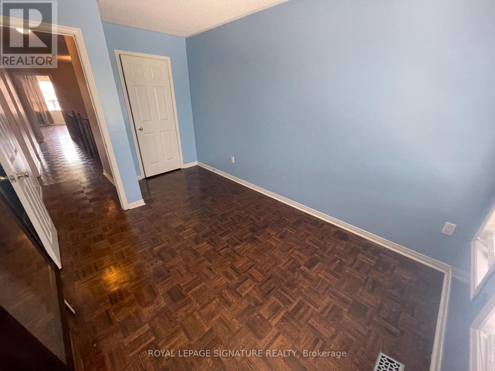 17 Neuchatel Avenue Property Photo 18