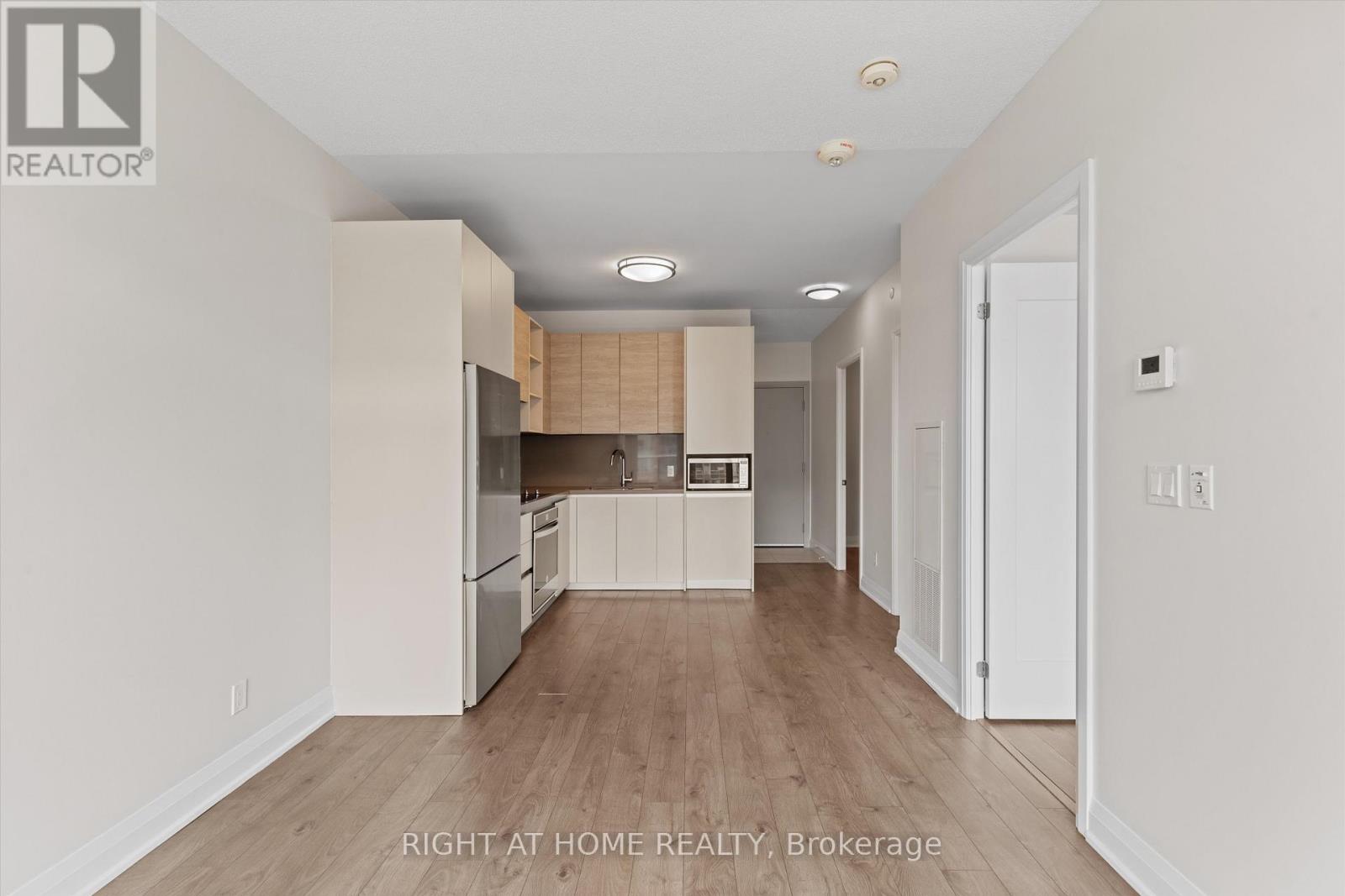 396 Highway 7 #809 Property Photo 17