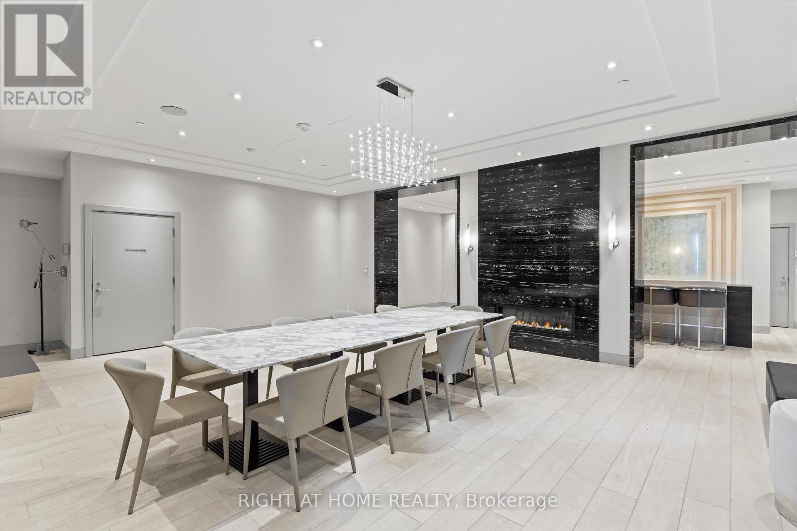 396 Highway 7 #809 Property Photo 29