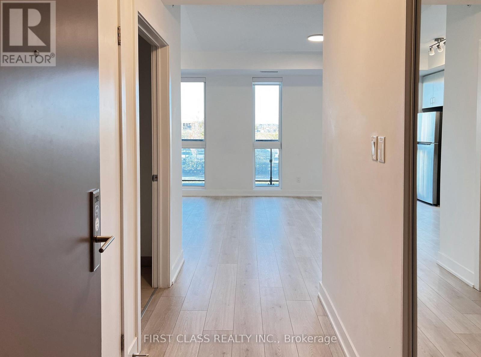 1709 Bur Oak Avenue #202 Property Photo 5