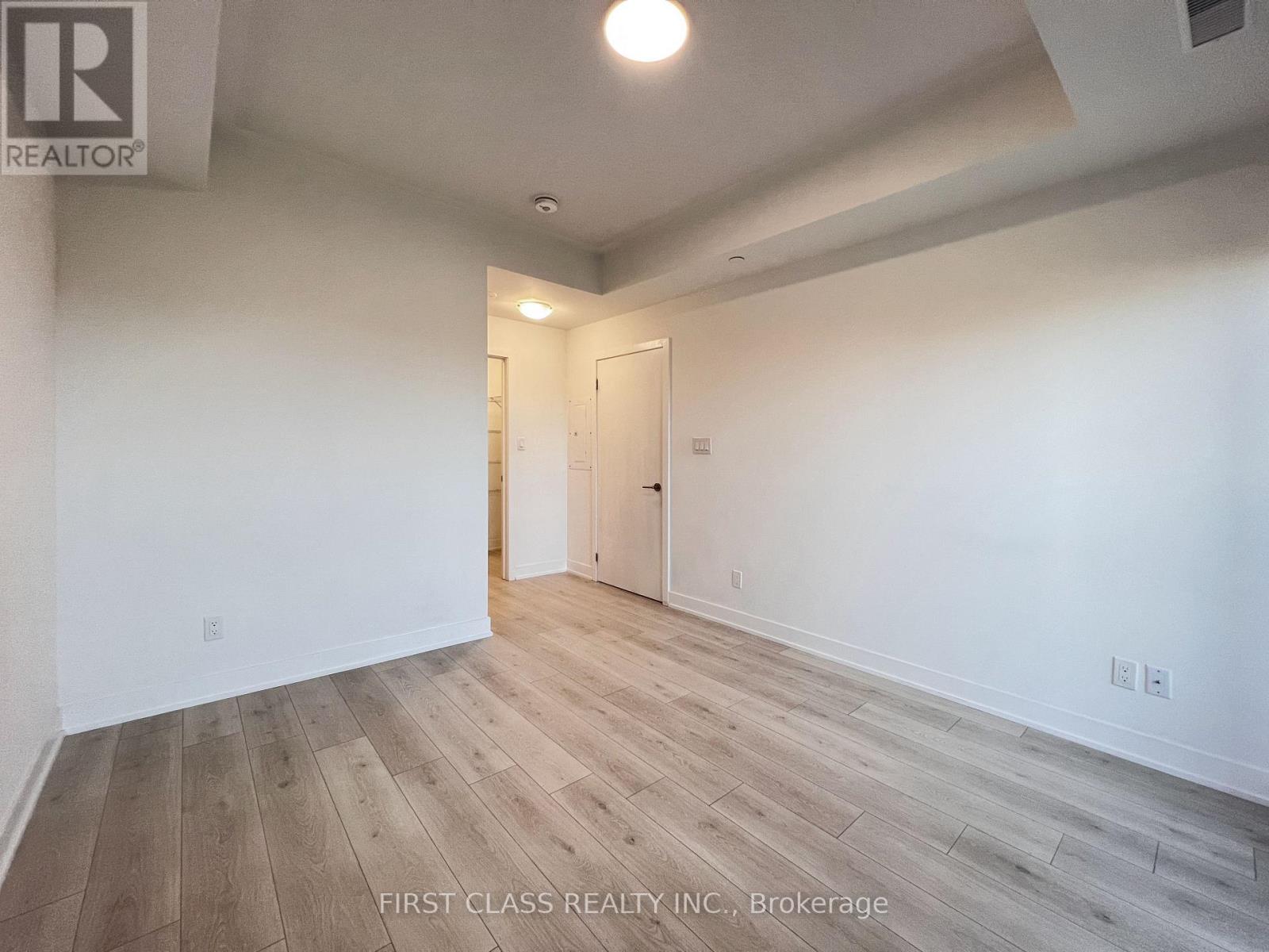 1709 Bur Oak Avenue #202 Property Photo 19