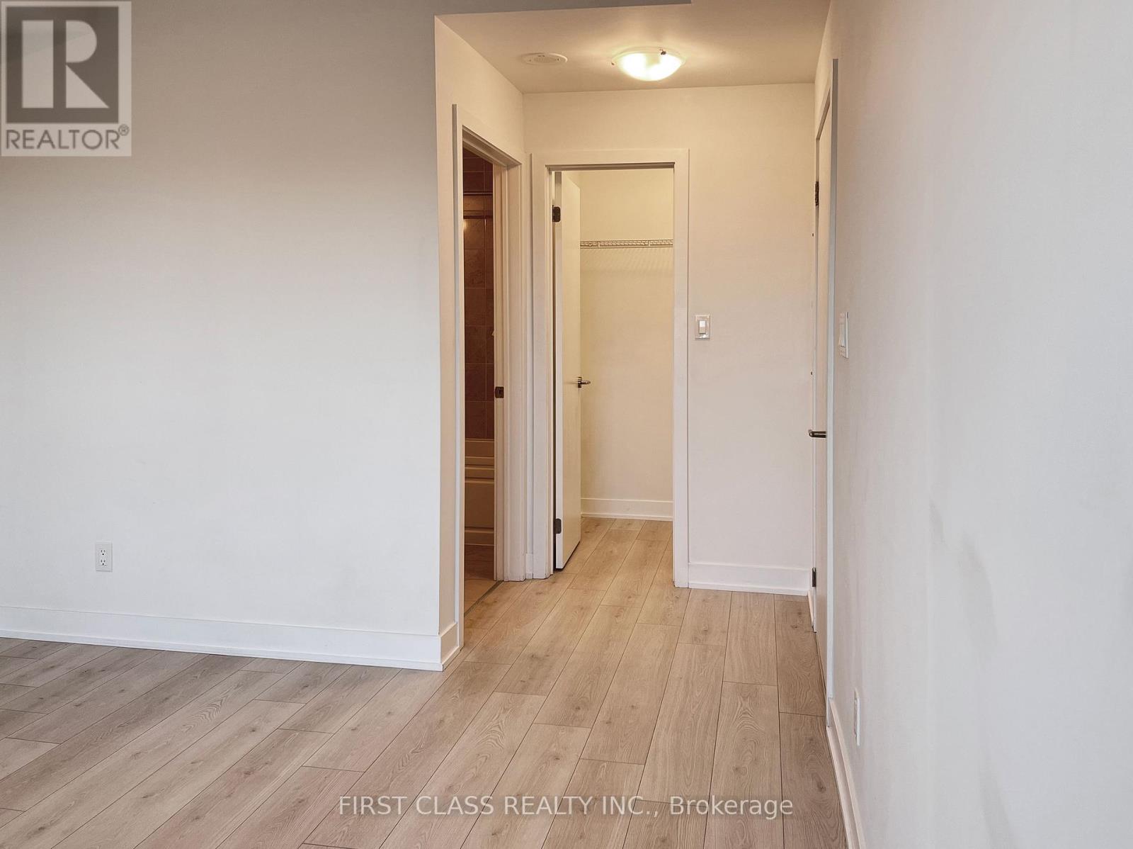 1709 Bur Oak Avenue #202 Property Photo 20