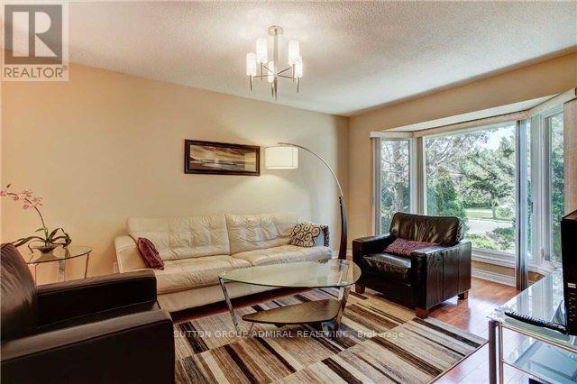 21 Kersey Crescent Property Photo 5