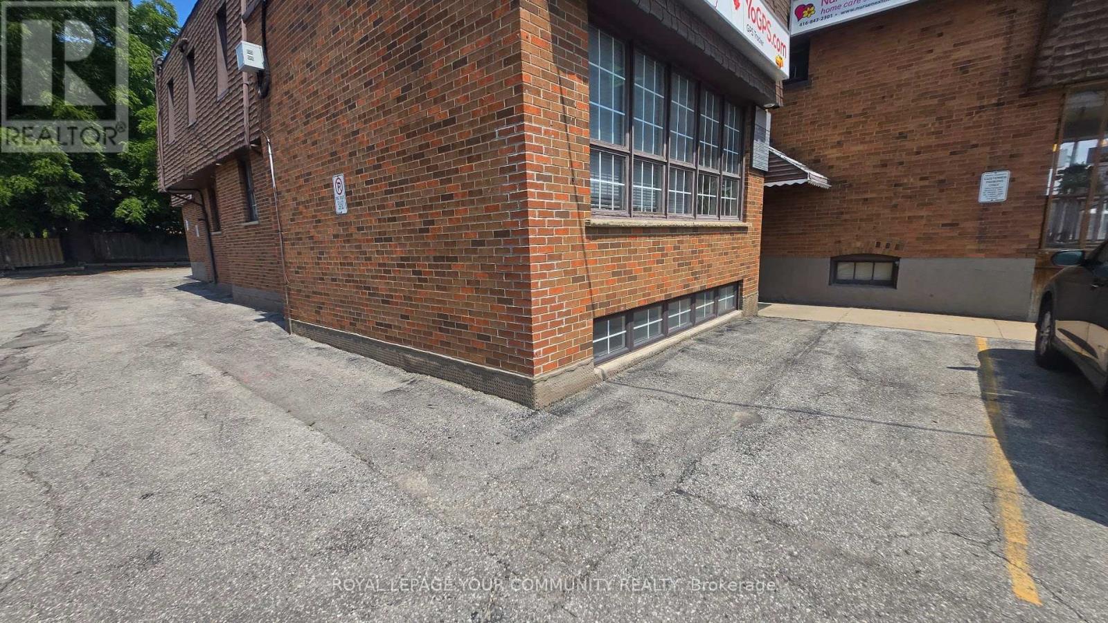 101-b - 6060 Highway 7 E Property Photo 2