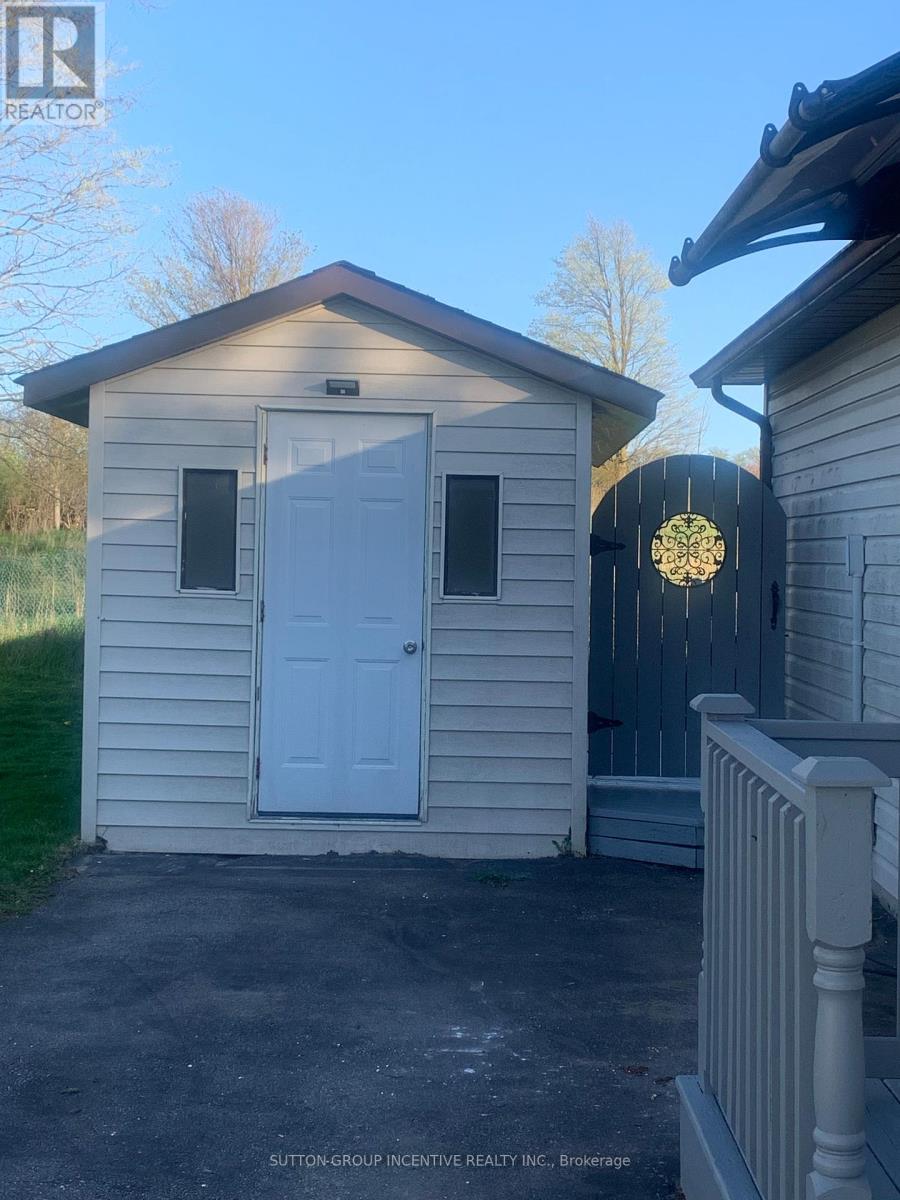 49 Royal Oak Drive Property Photo 12
