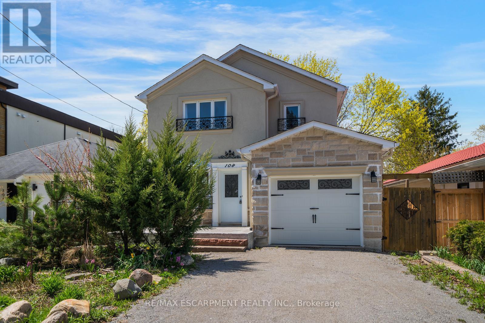 108 Olde Bayview Avenue Photo de la propriété 1