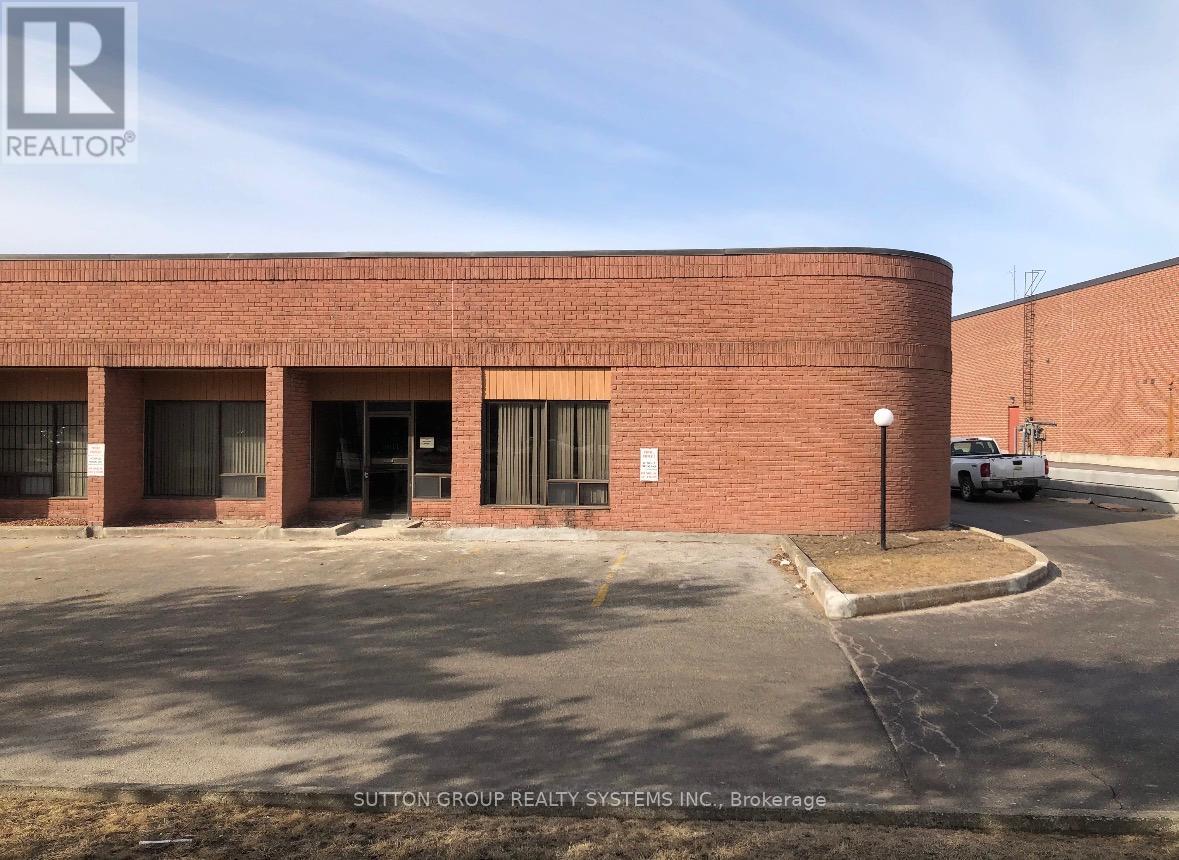 1 - 112 Basaltic Road Property Photo 1