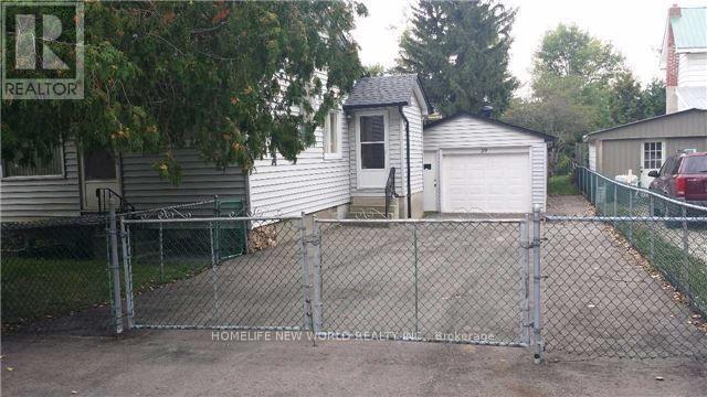 39 Windsor Drive Property Photo 2