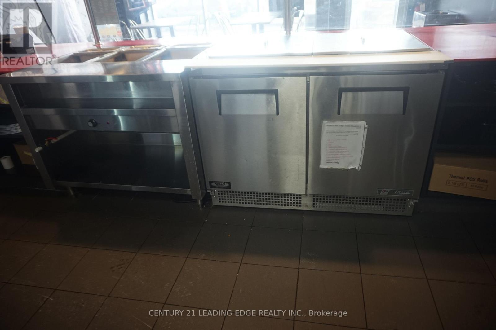 5 - 307 Toronto Street S Property Photo 18