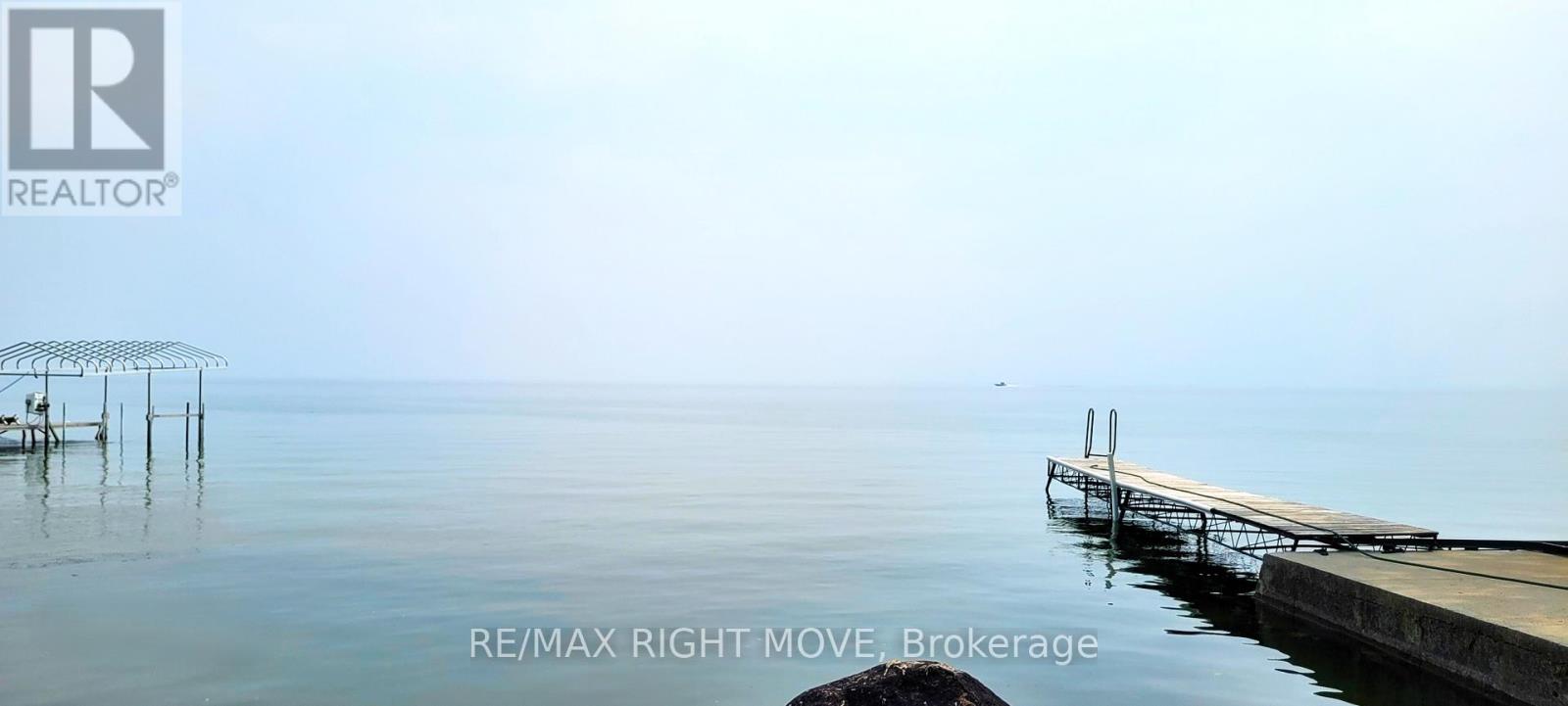3528 Glenhaven Beach Road Property Photo 8