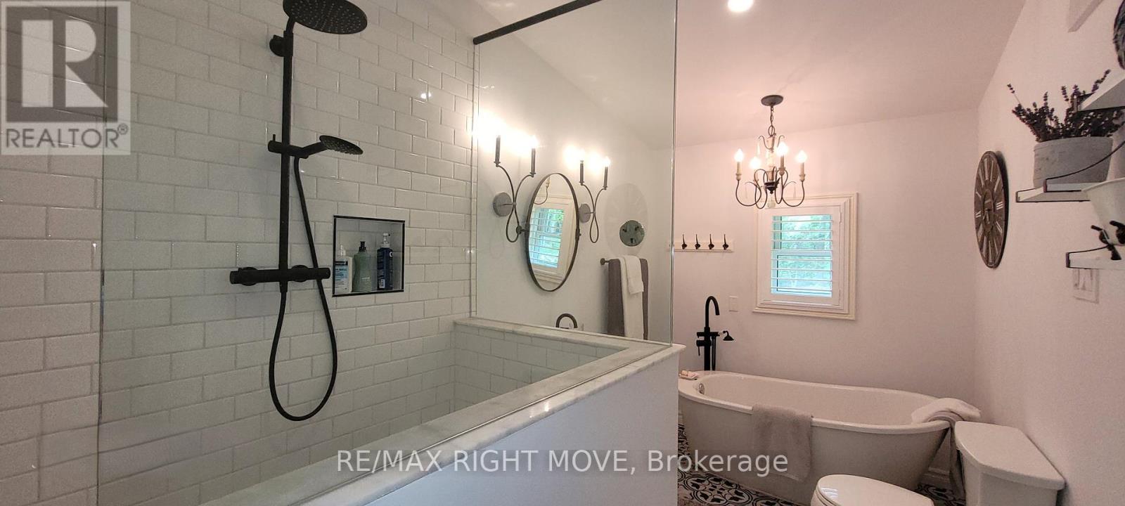 3528 Glenhaven Beach Road Property Photo 28
