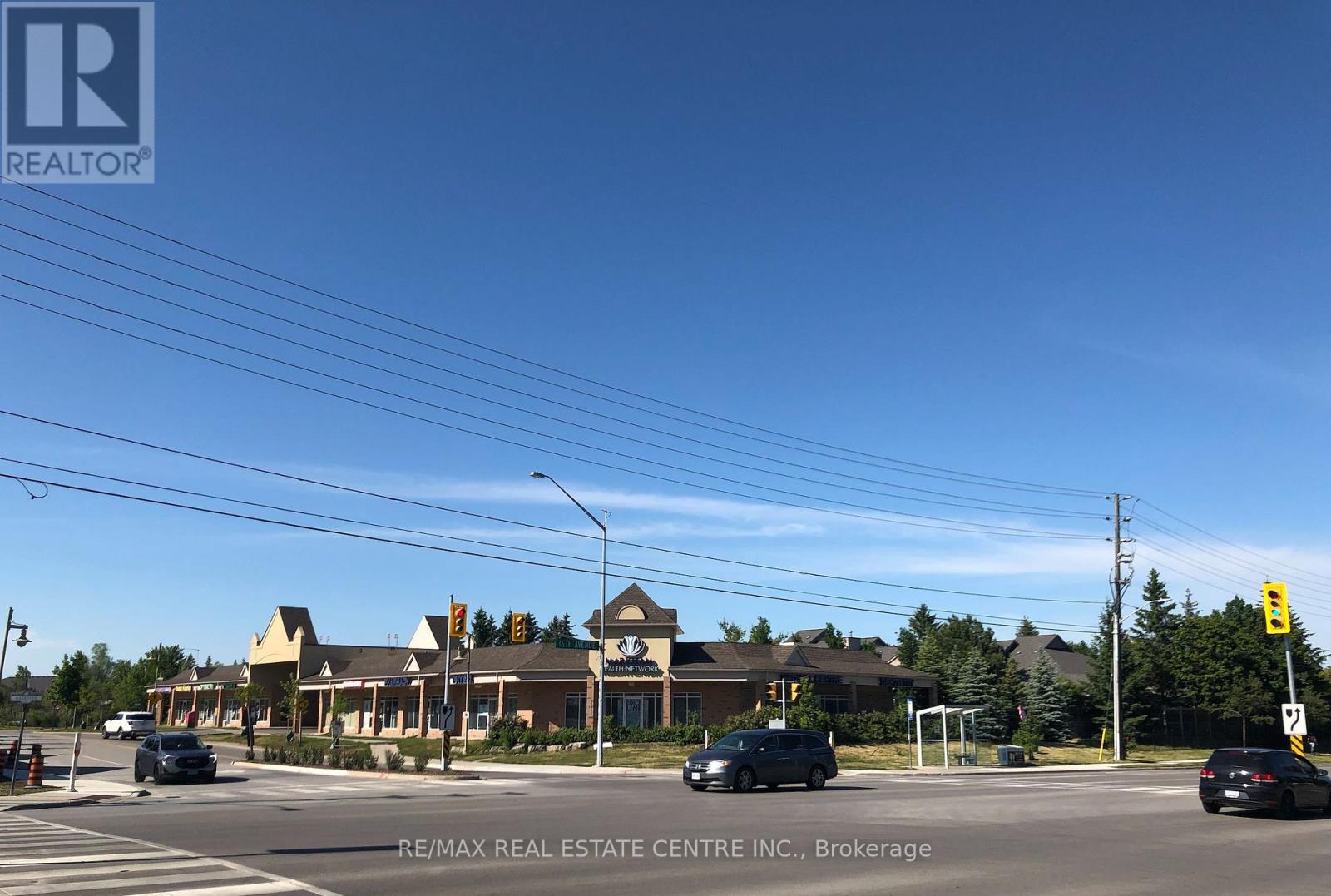 7 - 5 SWAN LAKE BOULEVARD