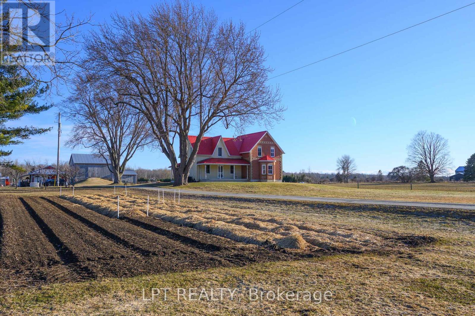 8923 Morning Glory Road Property Photo 1