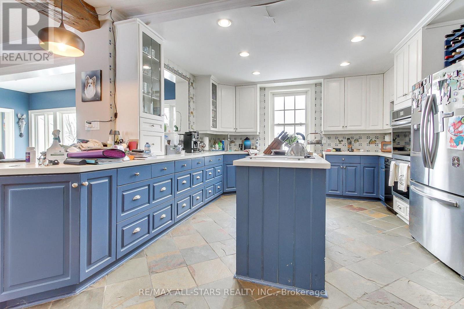 4901 Vandorf Road W Property Photo 7