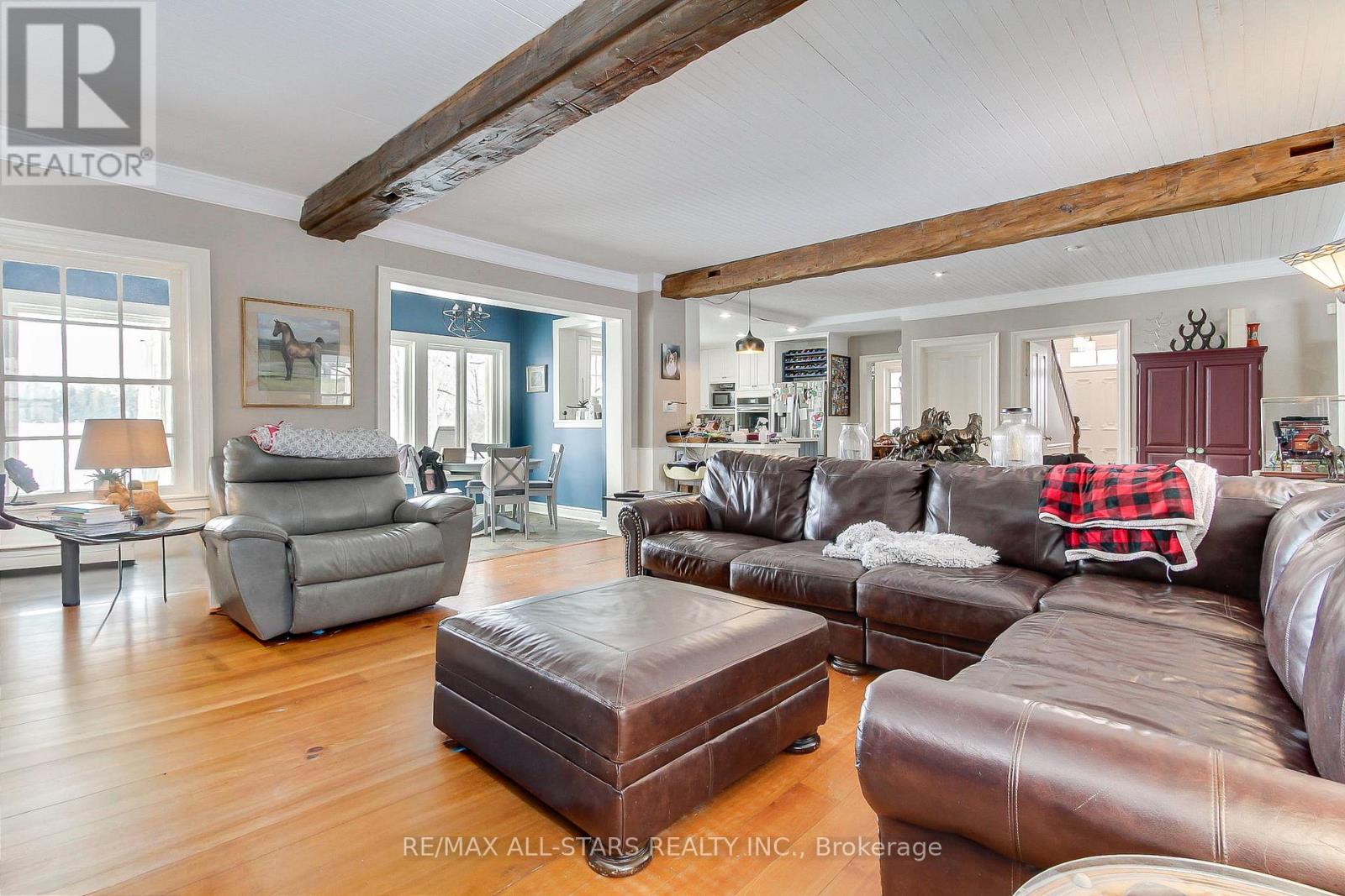 4901 Vandorf Road W Property Photo 12