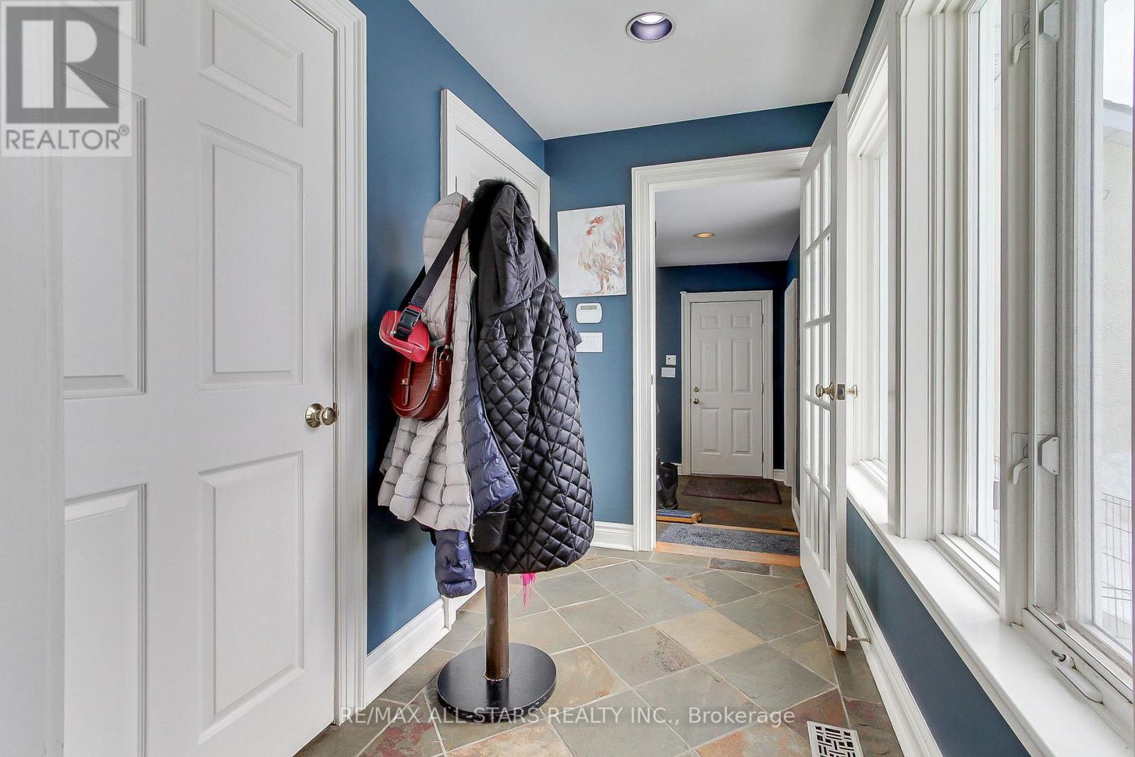 4901 Vandorf Road W Property Photo 14