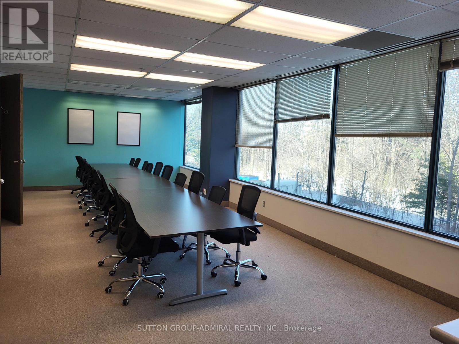 200 - 3100 Steeles Avenue W Property Photo 6