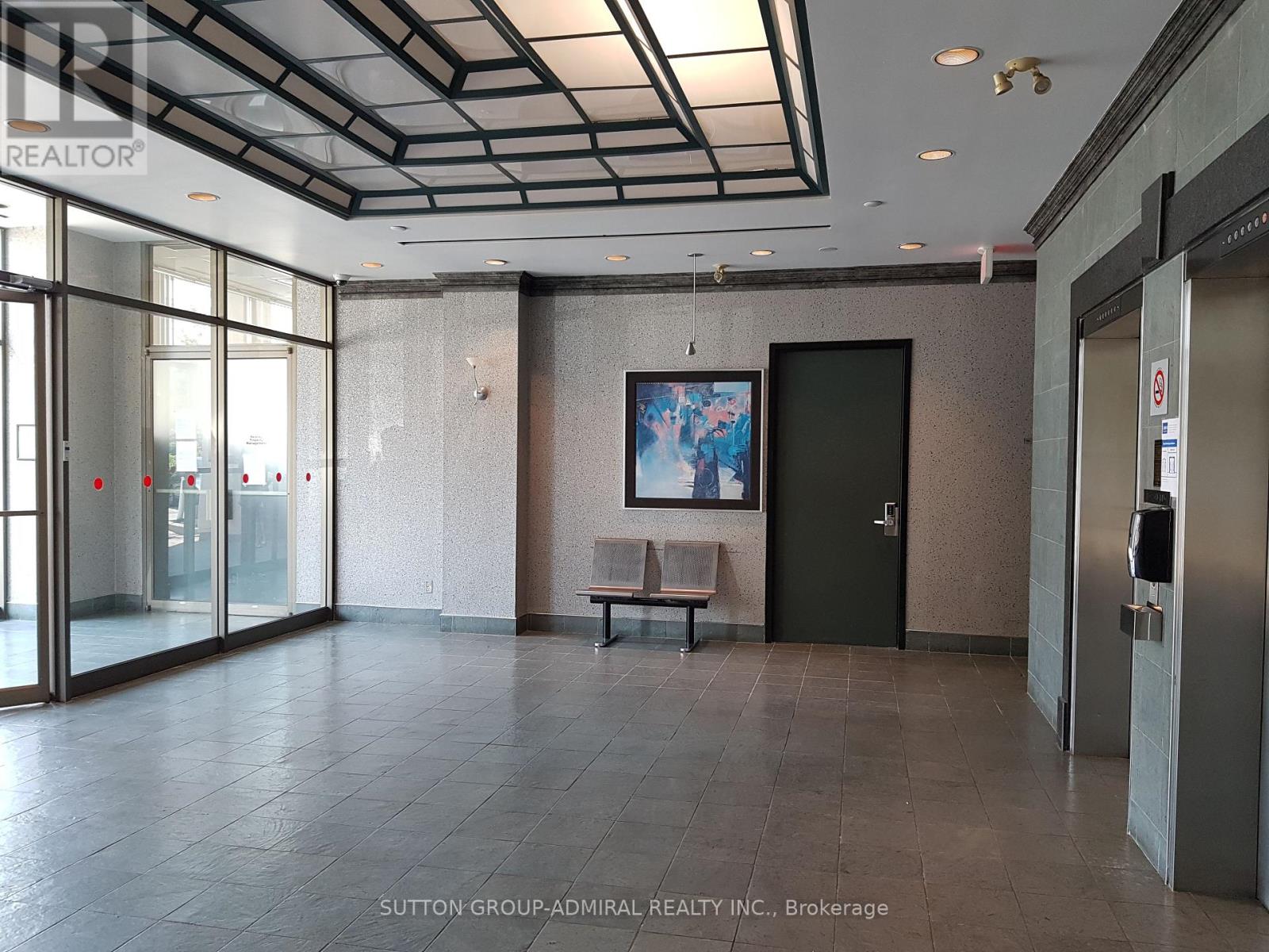 200 - 3100 Steeles Avenue W Property Photo 22
