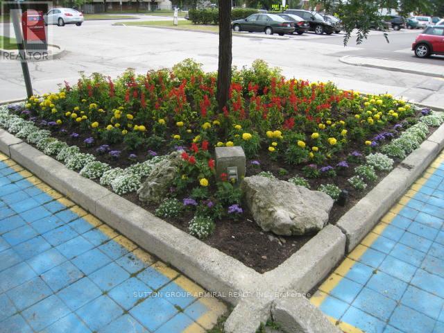 200 - 3100 Steeles Avenue W Property Photo 30