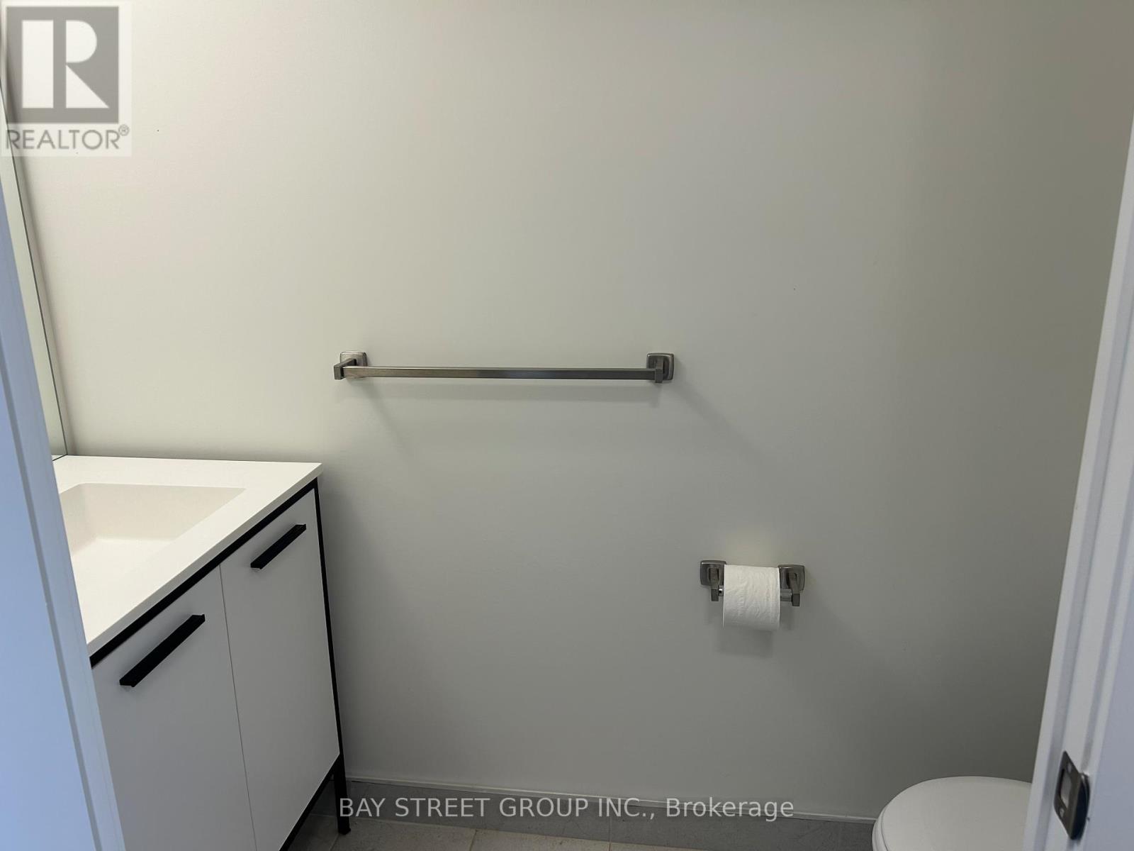612 - 185 Deerfield Drive Property Photo 11