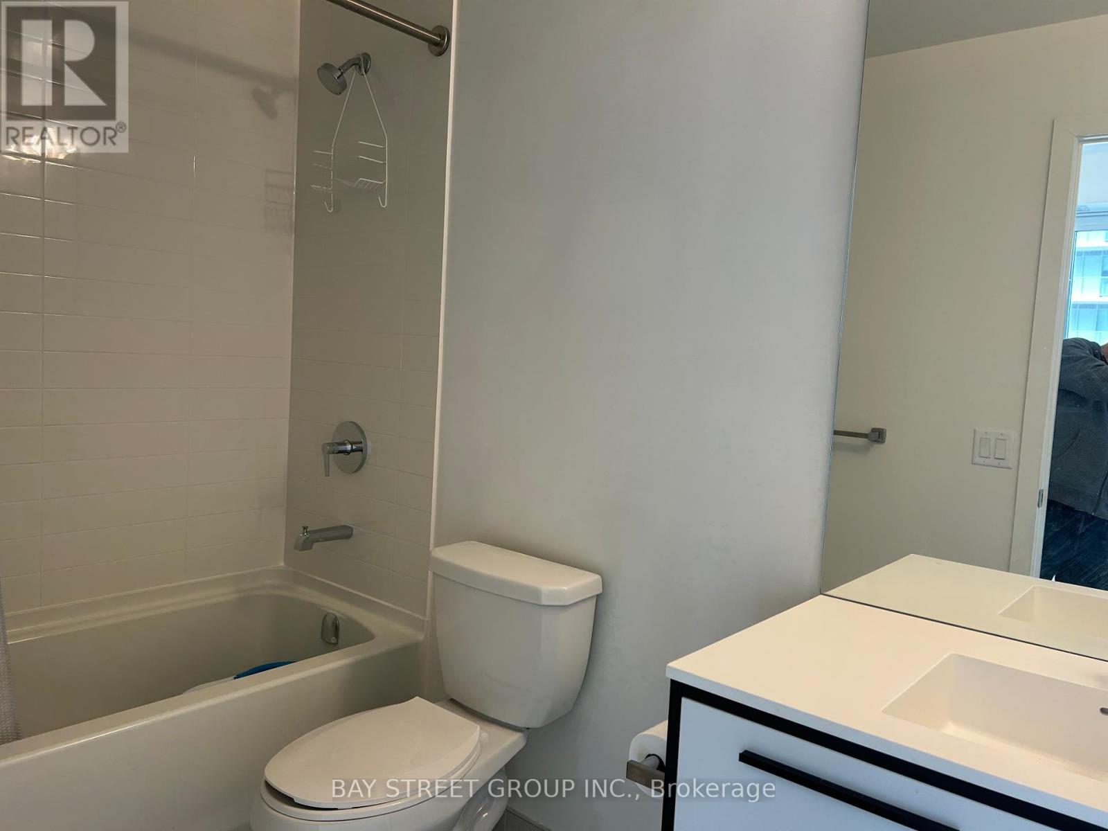 612 - 185 Deerfield Drive Property Photo 15