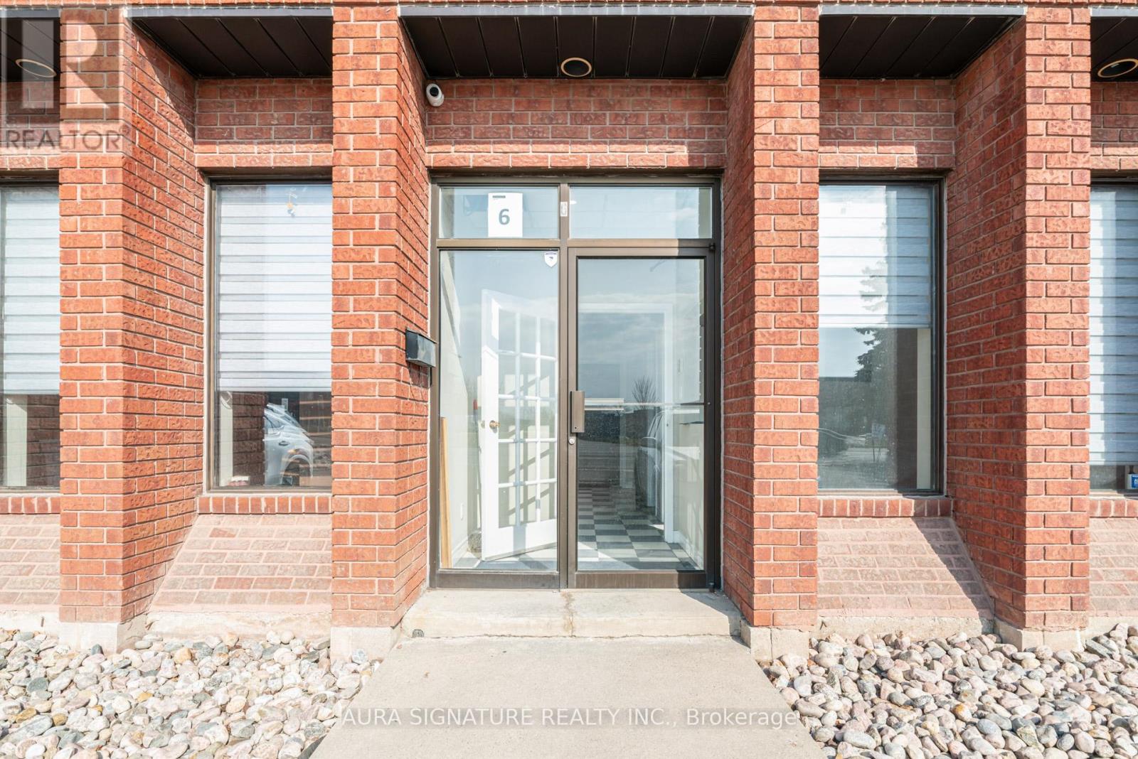 6 - 176 Rivermede Road Property Photo 2