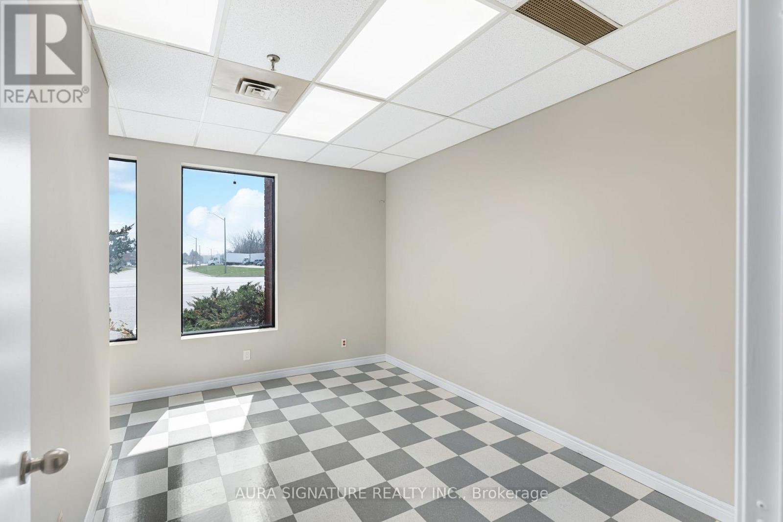 6 - 176 Rivermede Road Property Photo 10