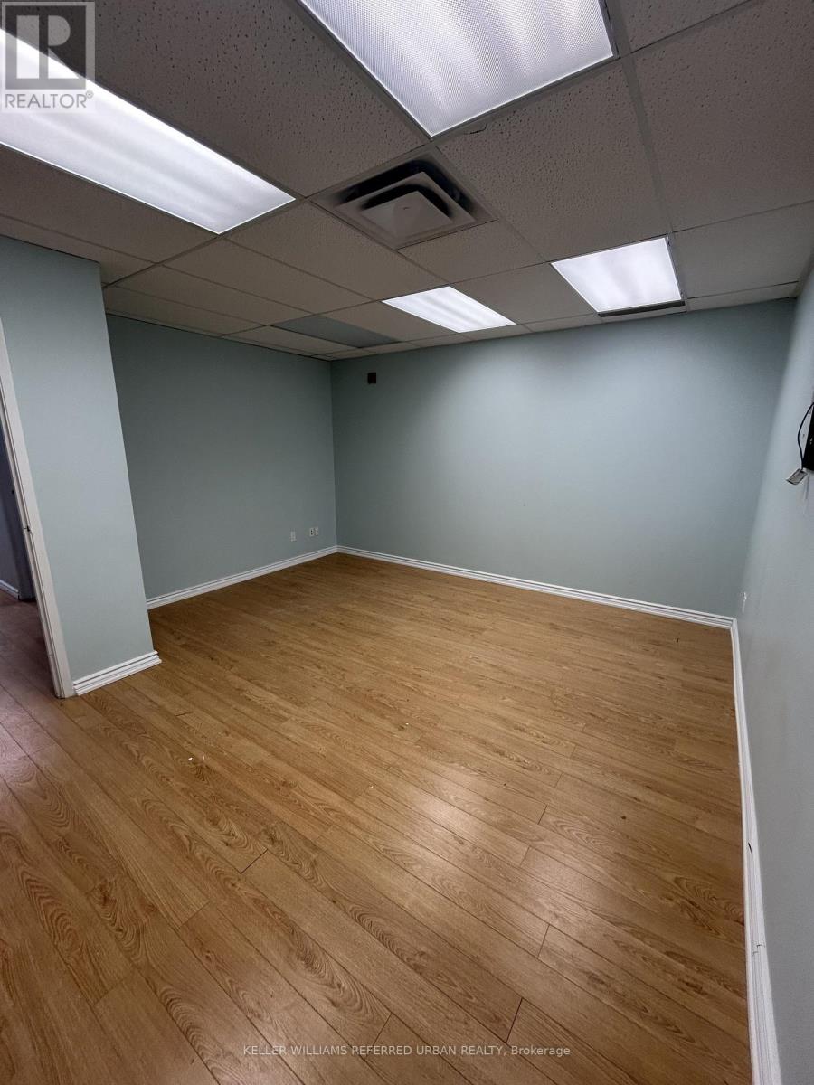10132 Yonge Street #201 Property Photo 10