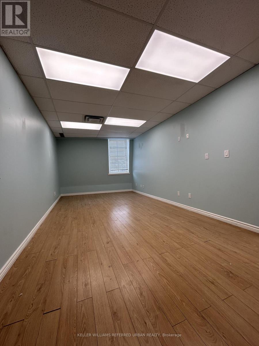 10132 Yonge Street #201 Property Photo 13