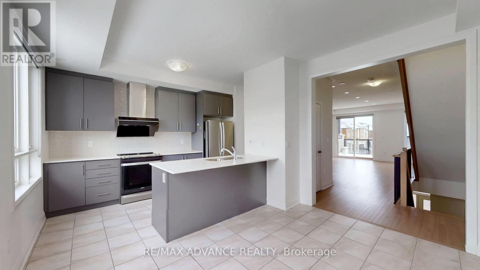 4 Carole Bell Way Property Photo 6