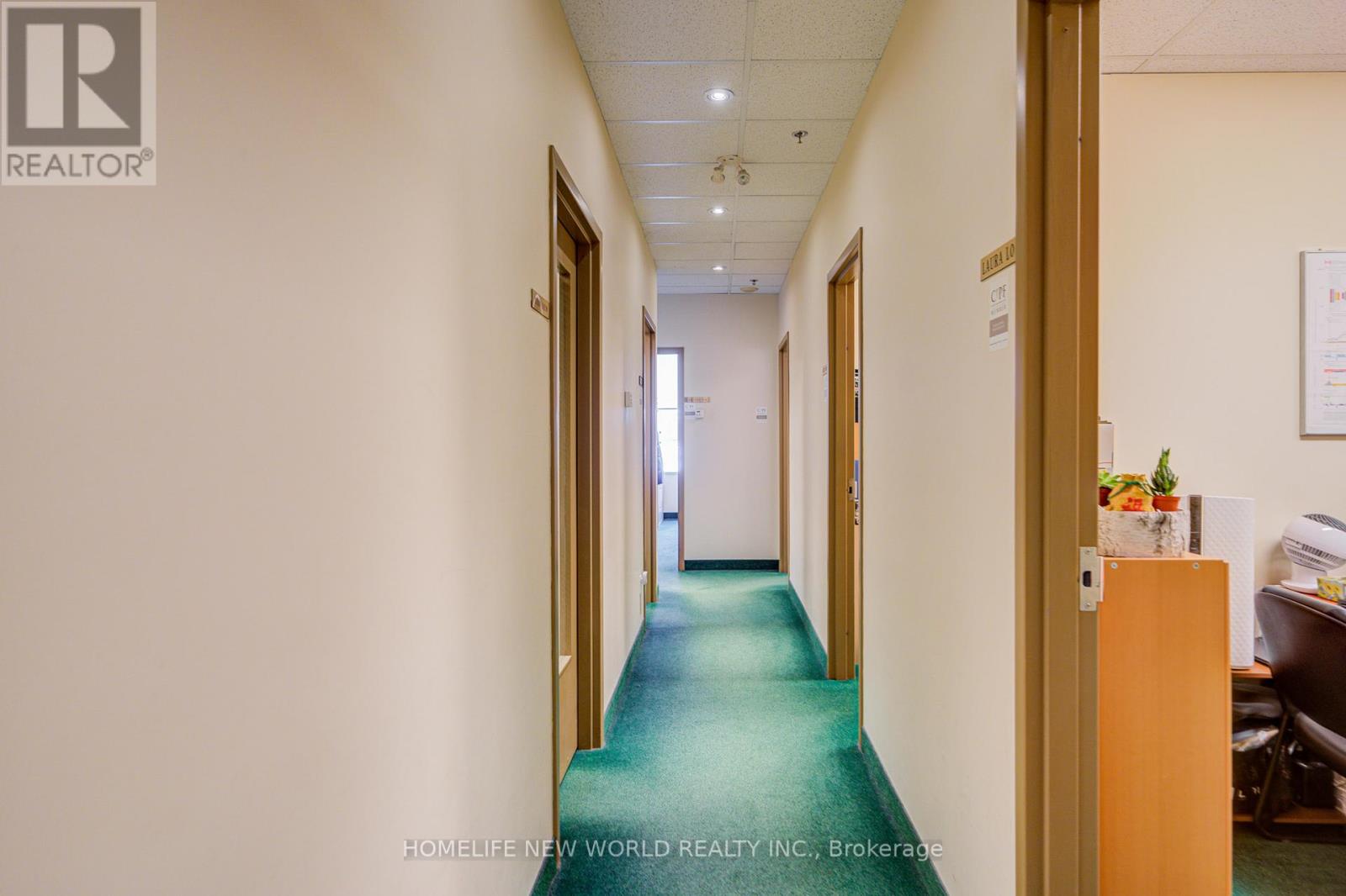 303 - 3601 Highway 7 E Property Photo 18
