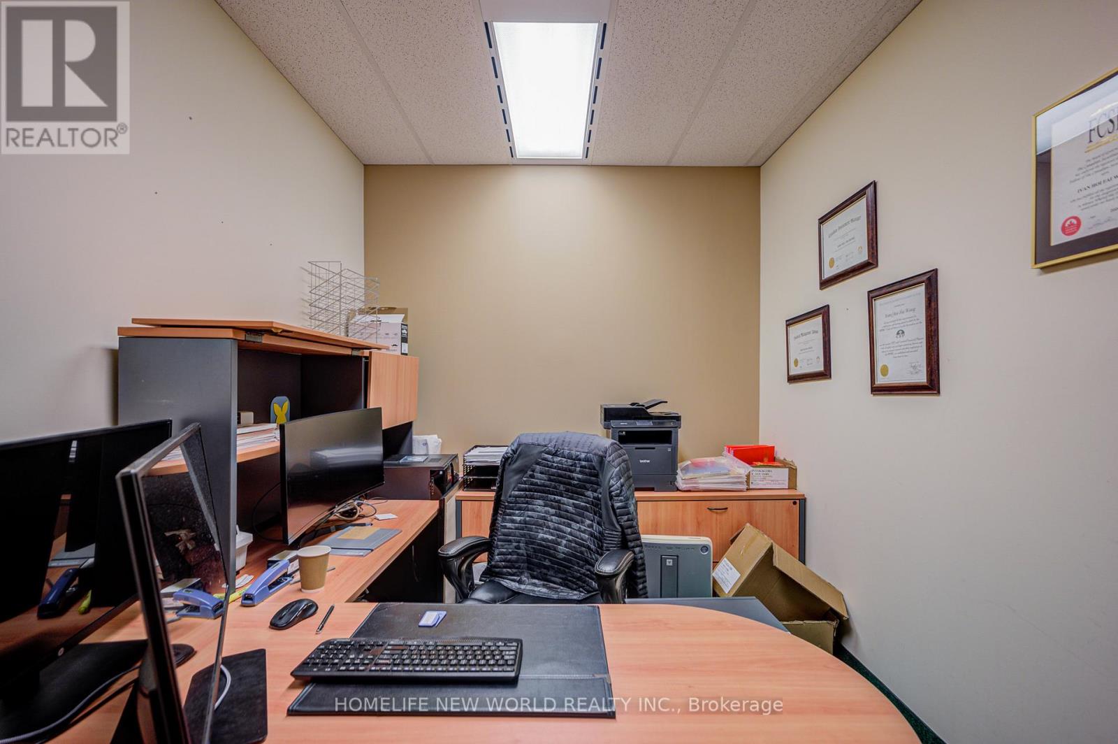 303 - 3601 Highway 7 E Property Photo 28