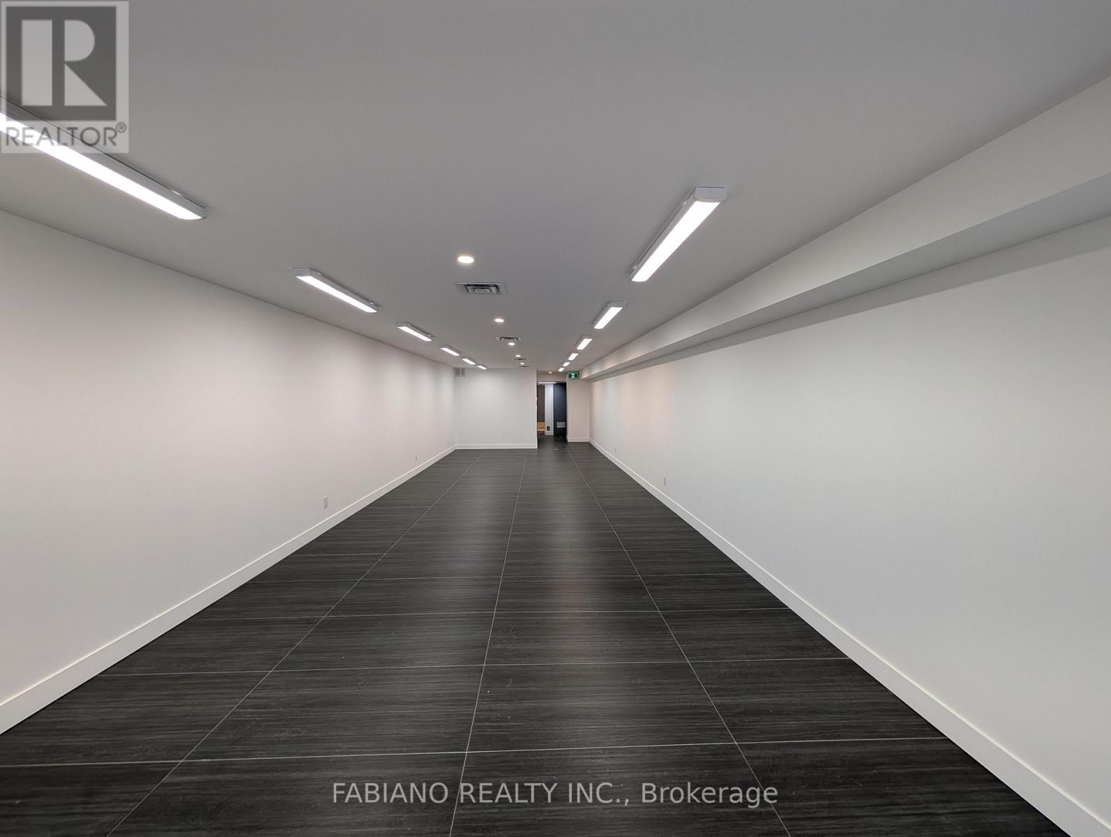 2 - 13130 Yonge Street Property Photo 3