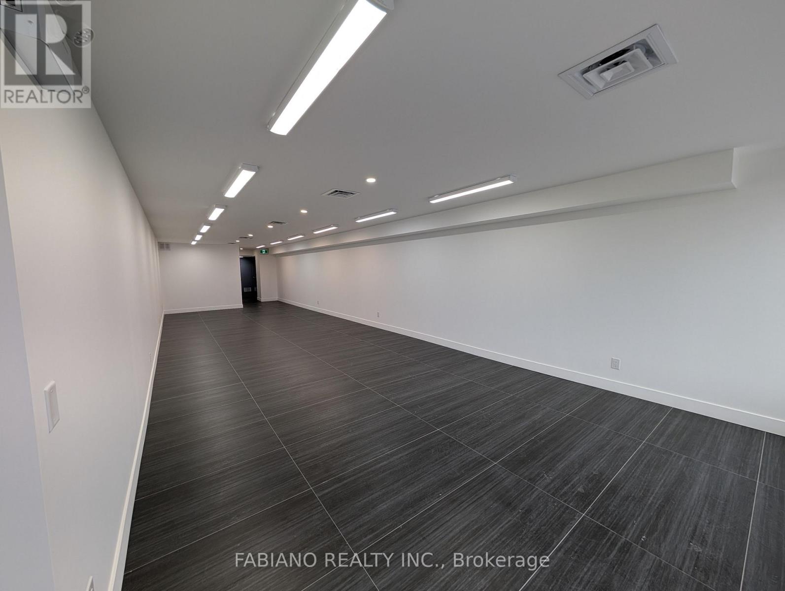 2 - 13130 Yonge Street Property Photo 6