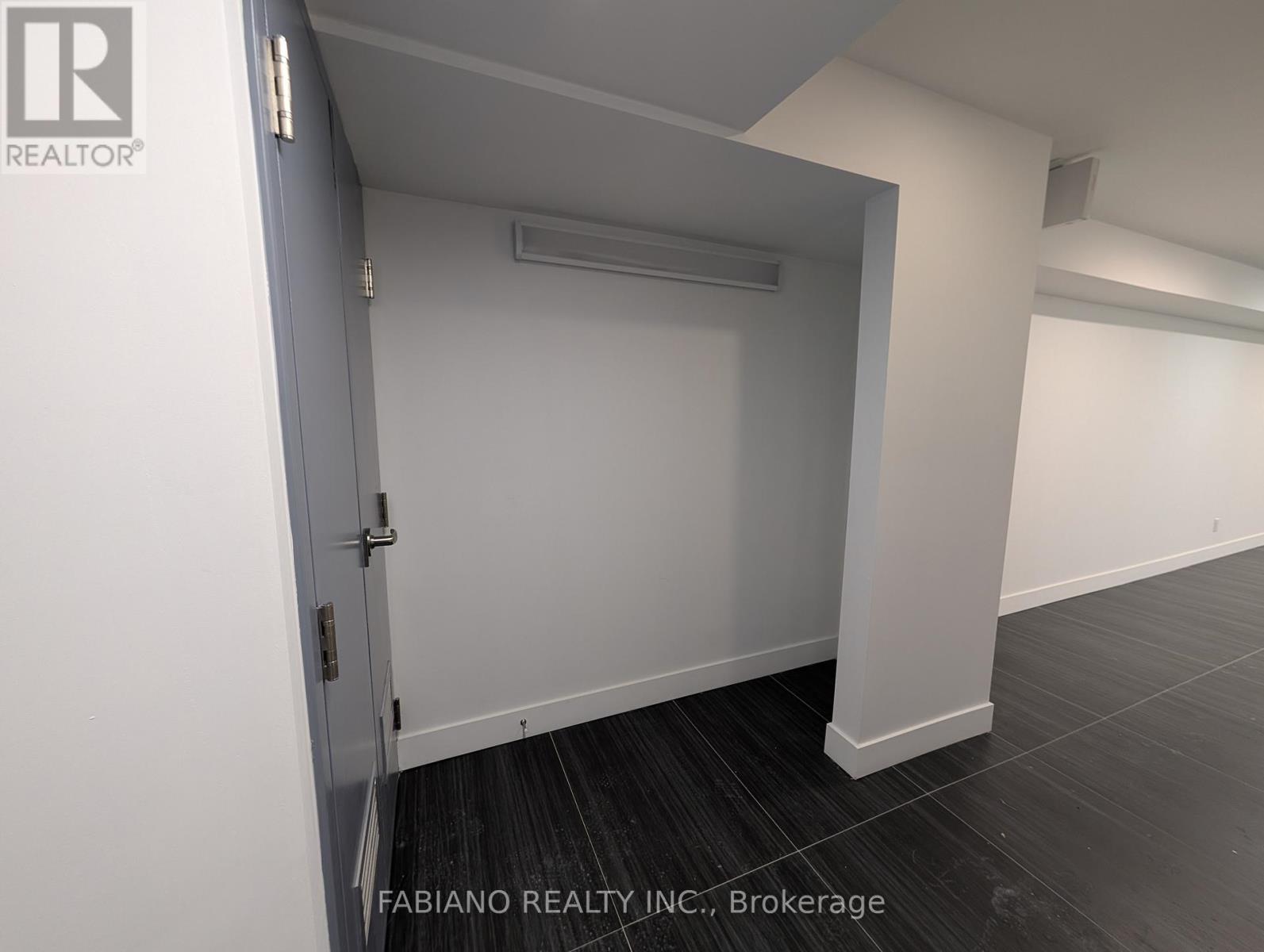2 - 13130 Yonge Street Property Photo 15