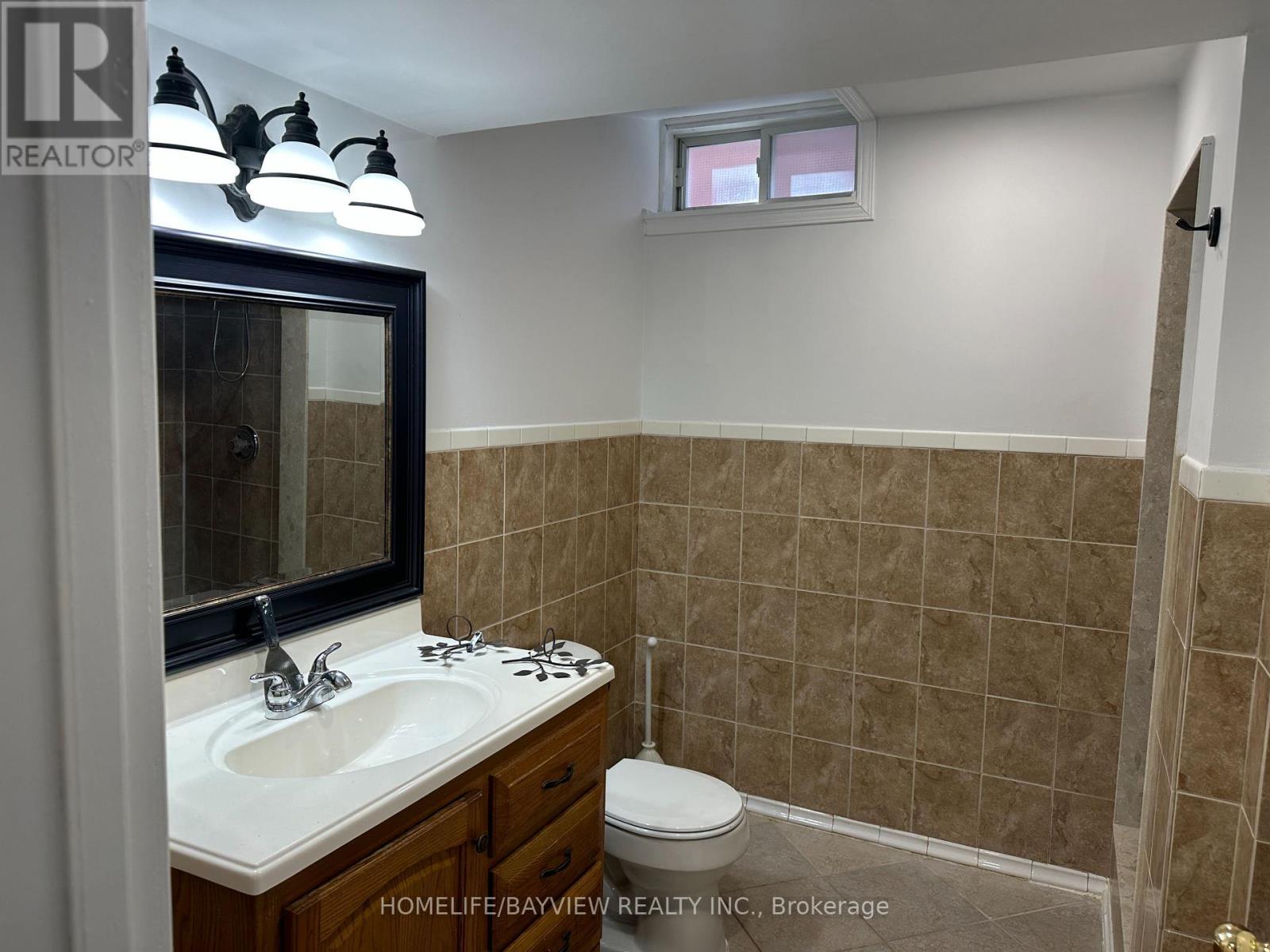 36 Rosanna(lower Level) Crescent Property Photo 19